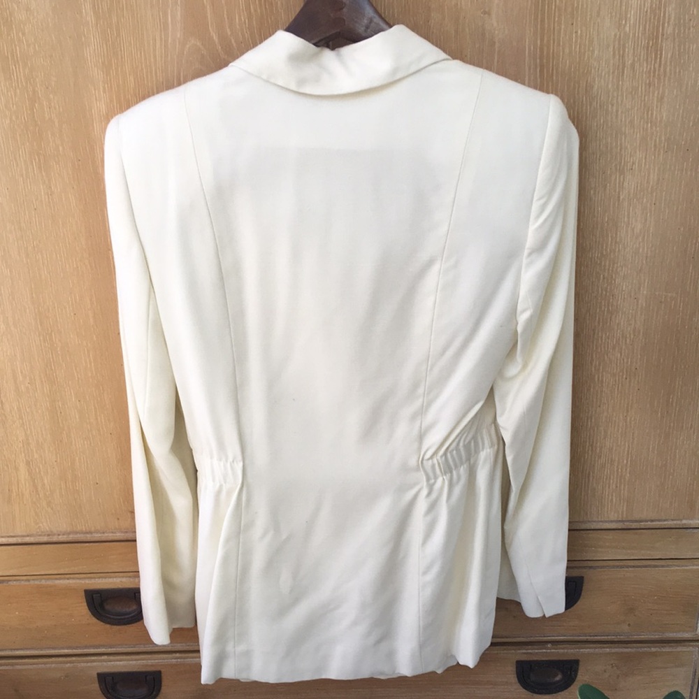 Vintage Cream Color 2 Piece Suit Size 6P - Picture 2 of 6